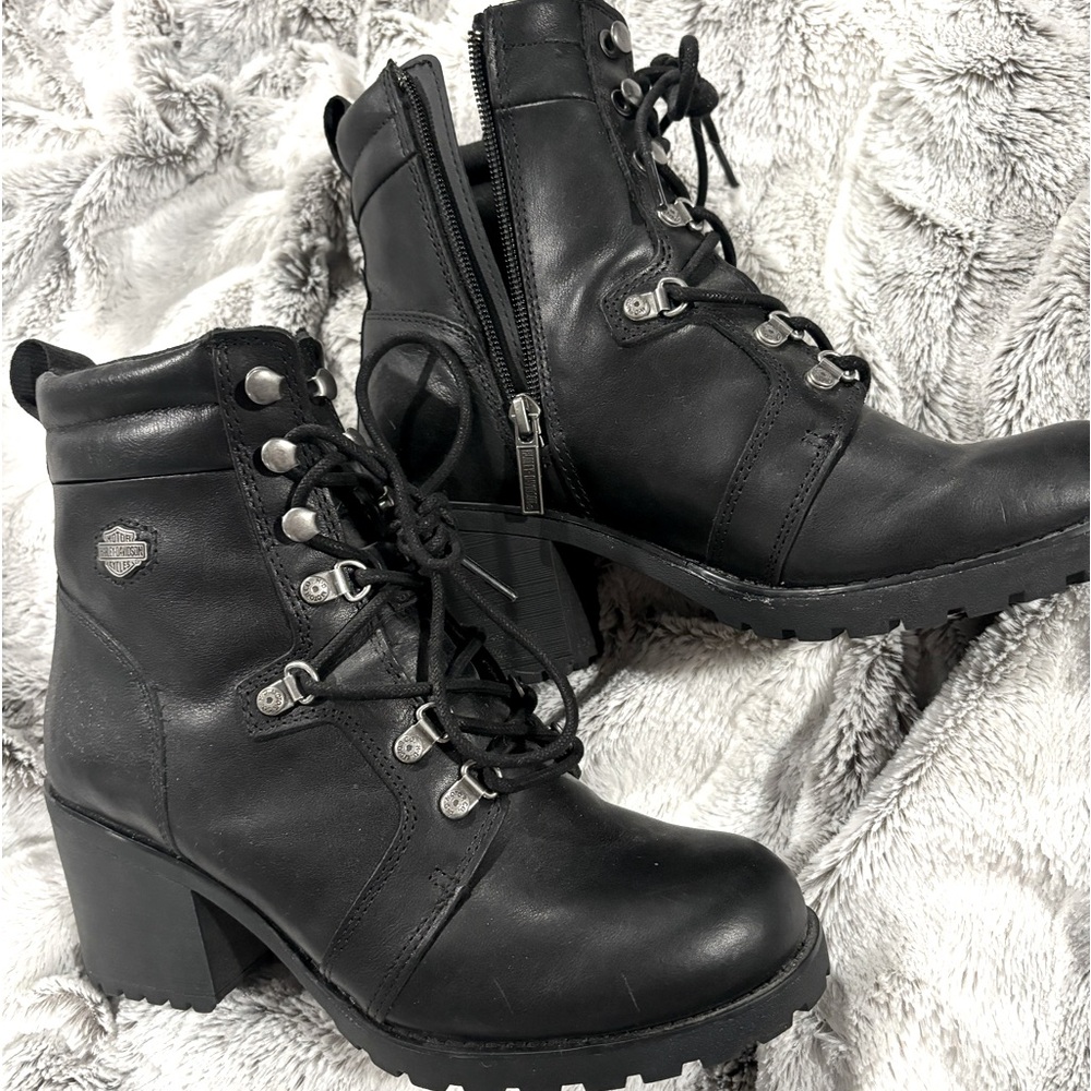 Women’s Harley Davidson boots size 8